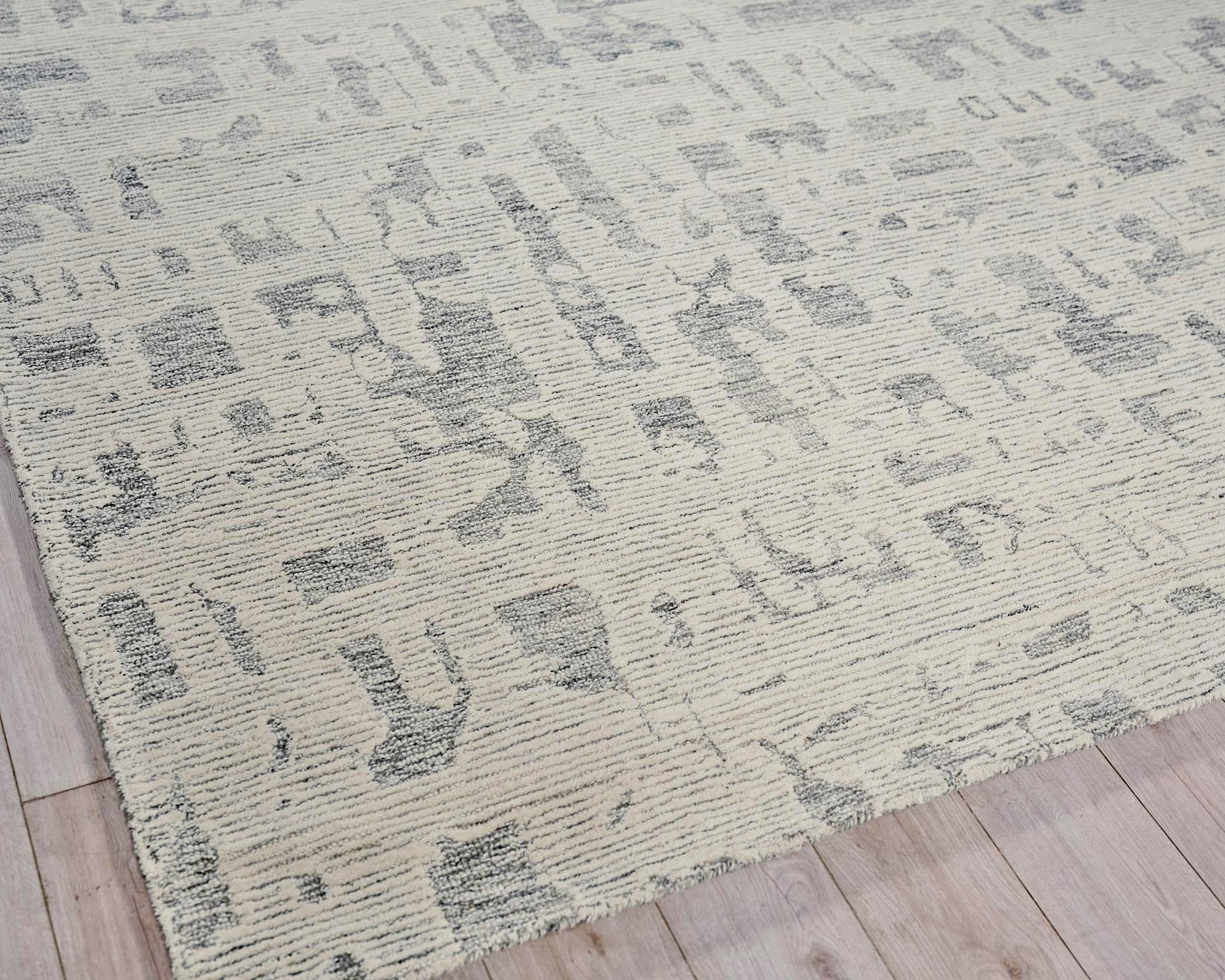 Aspen Natural Gray/Ivory New Zealand Wool hand-tufted Area Rug