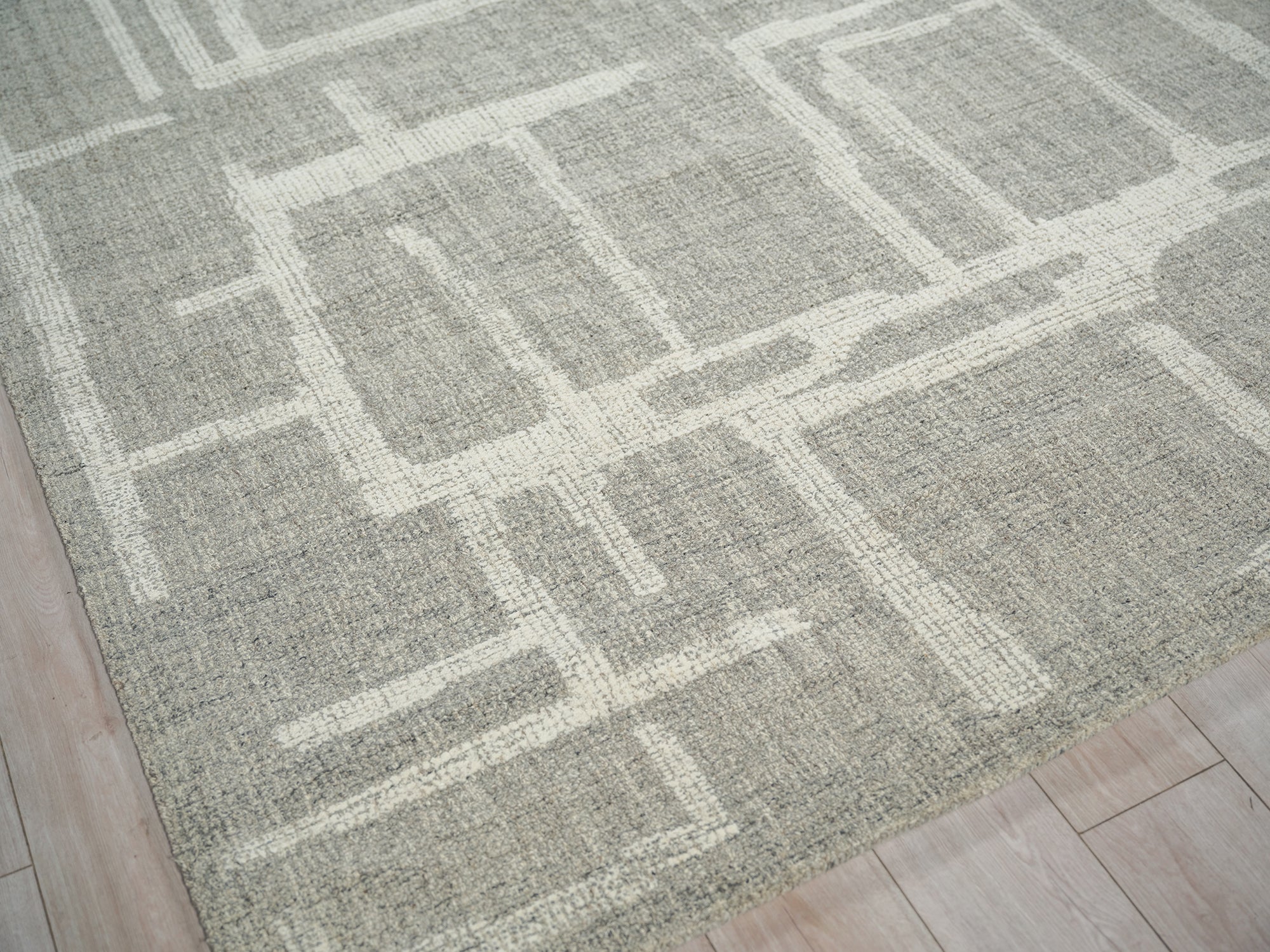 Breckenridge Gray/Ivory New Zealand Wool hand-tufted Area Rug